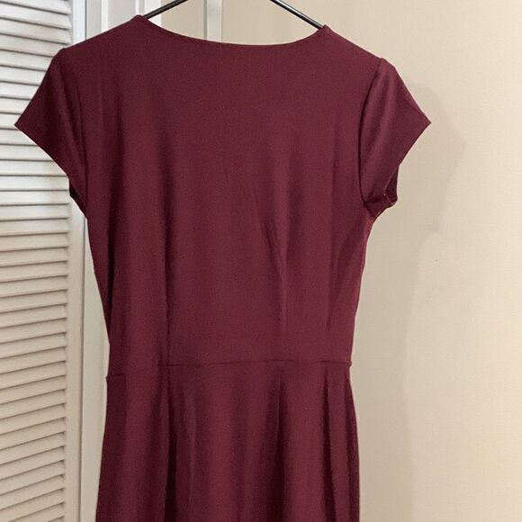 NWT INC International Concepts Burgundy Wrap Dress - Picture 6 of 11
